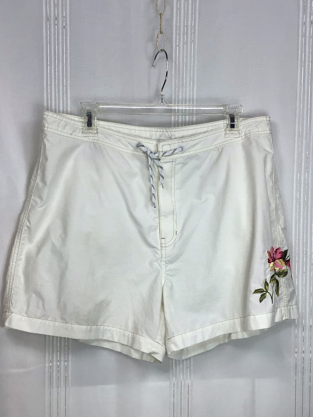 Vintage GAP White Nautical Drawstring Shorts Embroidered Floral Accent Sz.XL